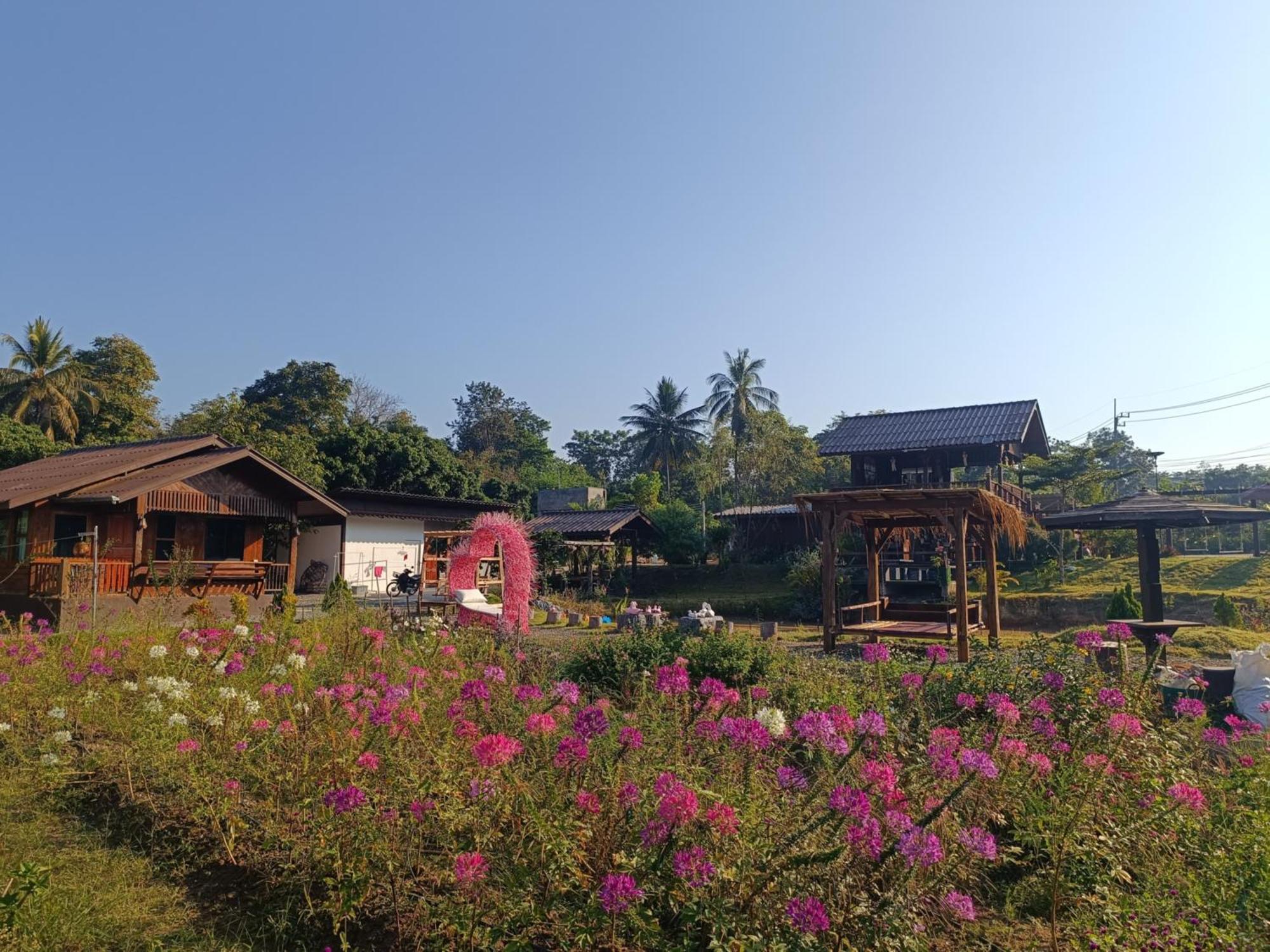 ม่วนใจ๋ปันสุข โฮมสเตย์แอนคาเฟ่ Muanjai Punsuk Homestay And Cafe Chom Thong Luaran gambar