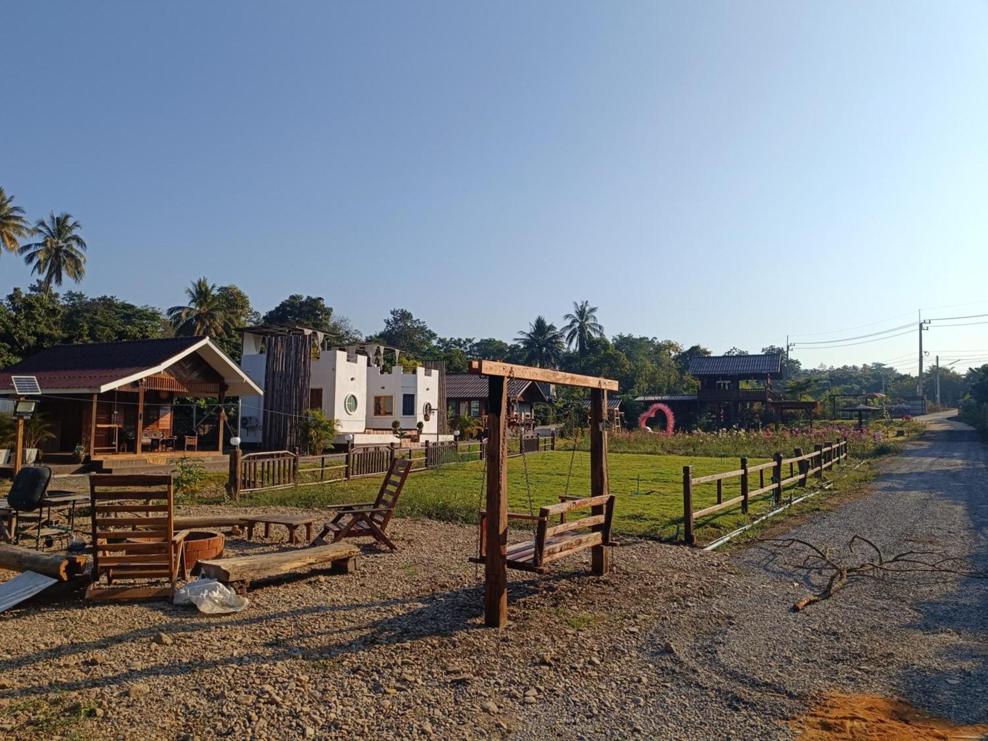 ม่วนใจ๋ปันสุข โฮมสเตย์แอนคาเฟ่ Muanjai Punsuk Homestay And Cafe Chom Thong Luaran gambar